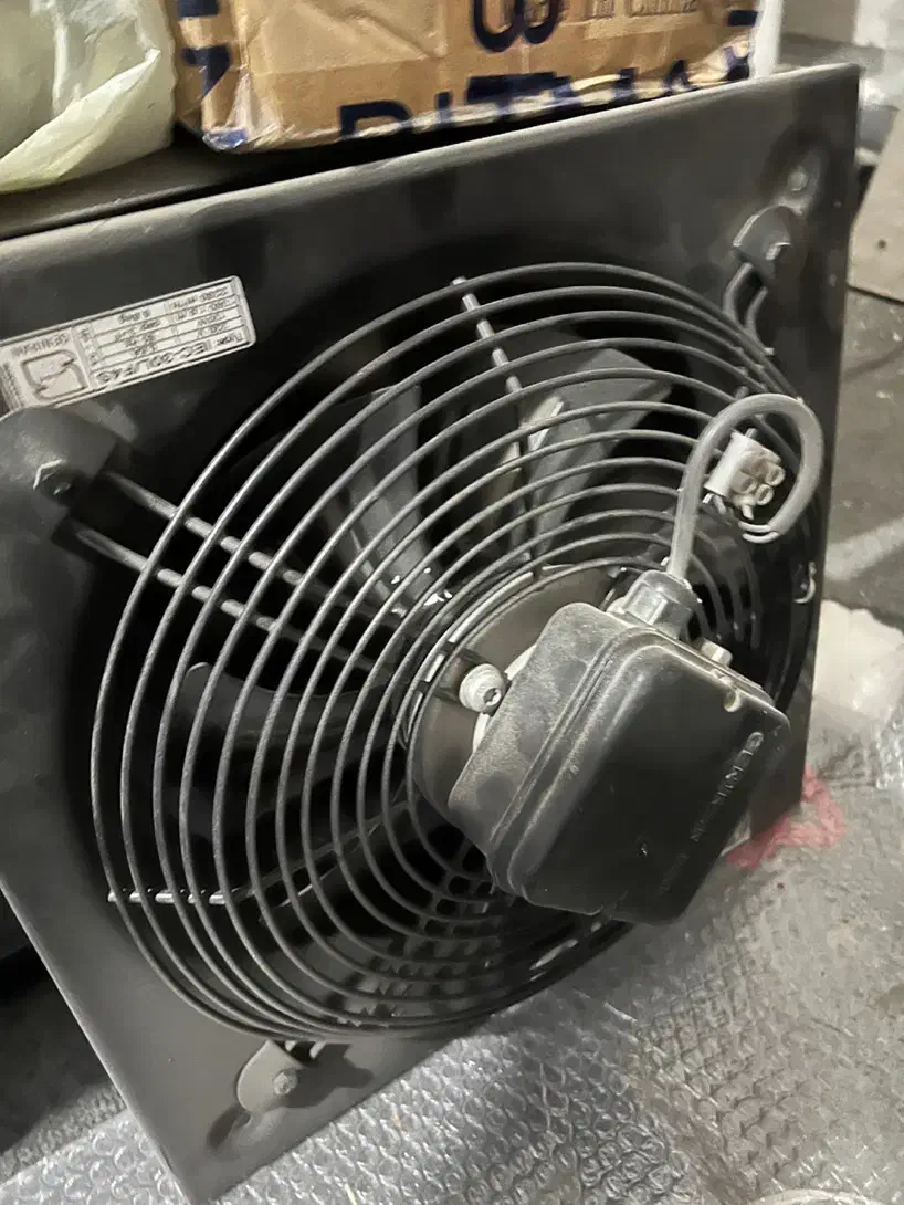 تهویه|پنکه و تصفیهکنندهٔ هوا|تبریز, |دیوار