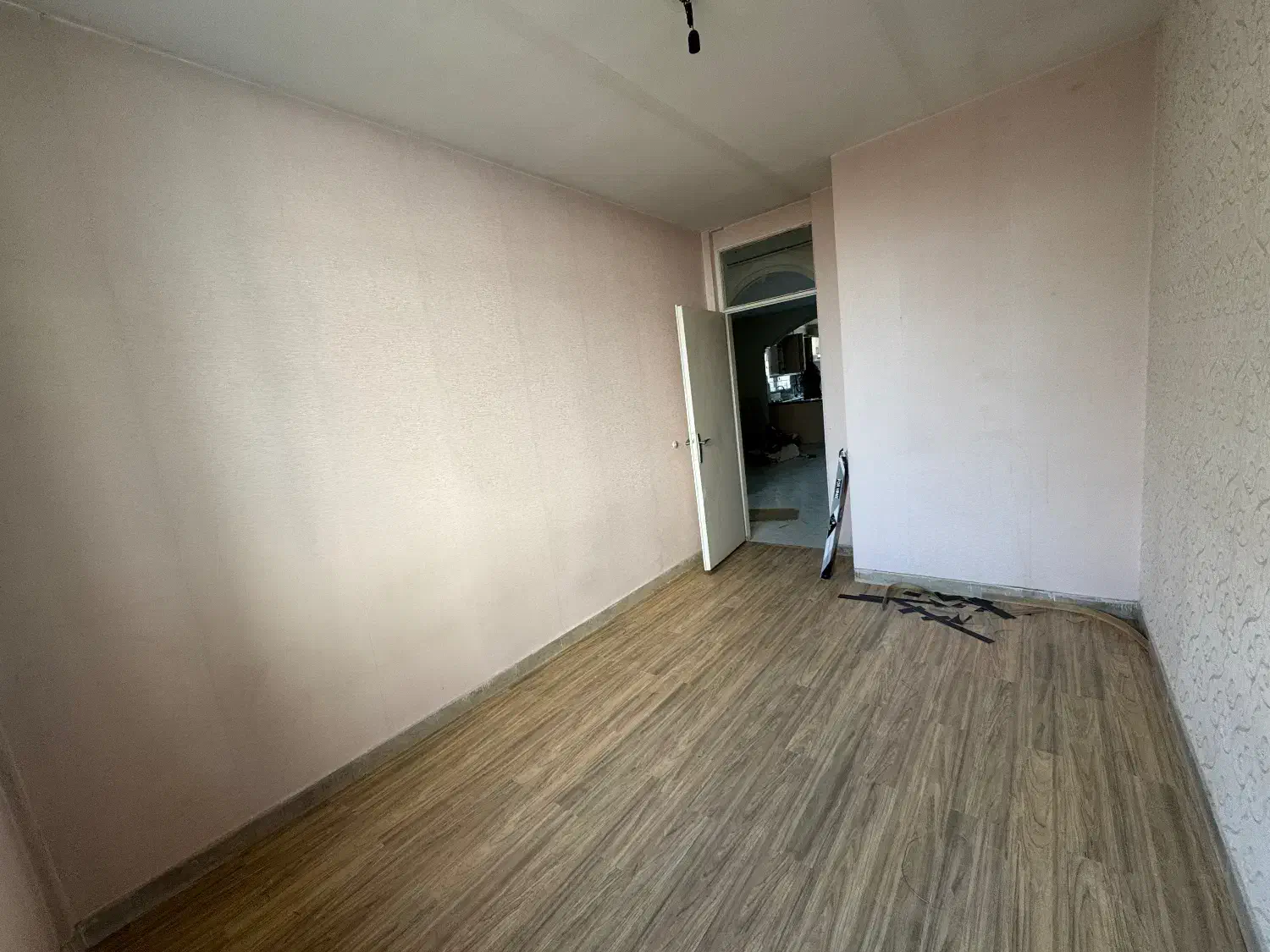 رهن کامل آپارتمان ۸۵ متری، بازسازی شده