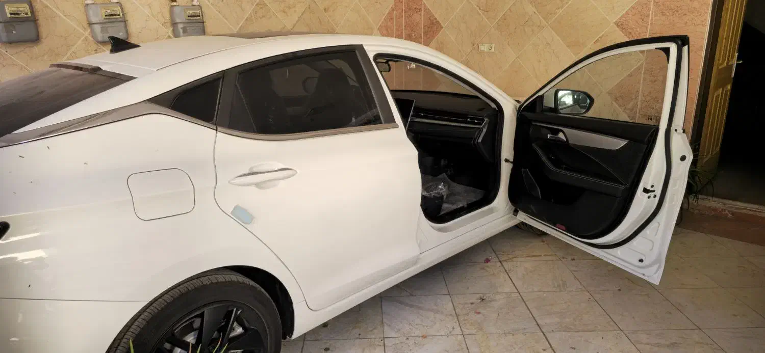 کی ام سی جی ۷ kmc j7 زیر قیمت|خودرو سواری و وانت|قم, عمار یاسر|دیوار