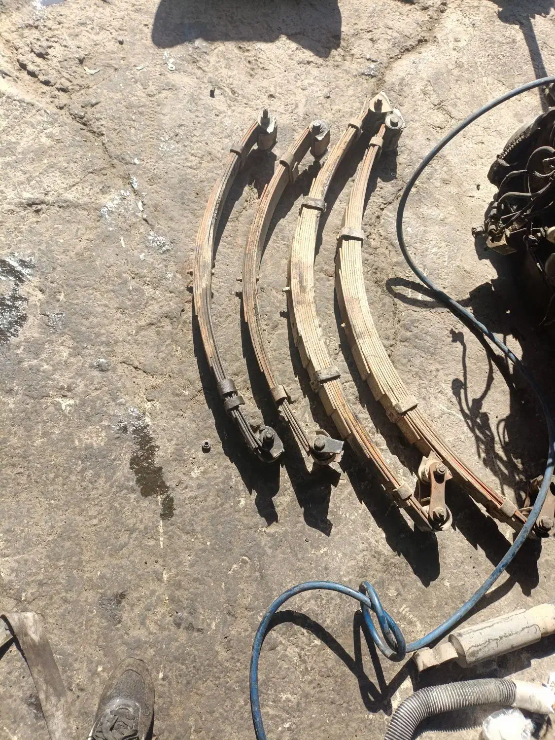 لوازم لندروور|قطعات یدکی و لوازم جانبی|قم, قلعه کامکار|دیوار