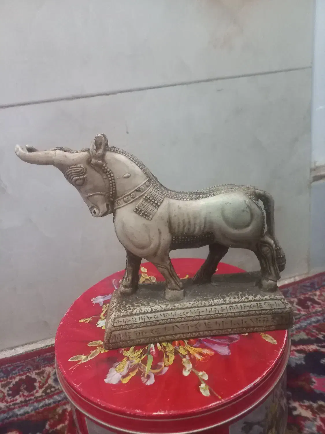 مجسمه|مجسمه، تندیس، ماکت|شیراز, شاهچراغ|دیوار