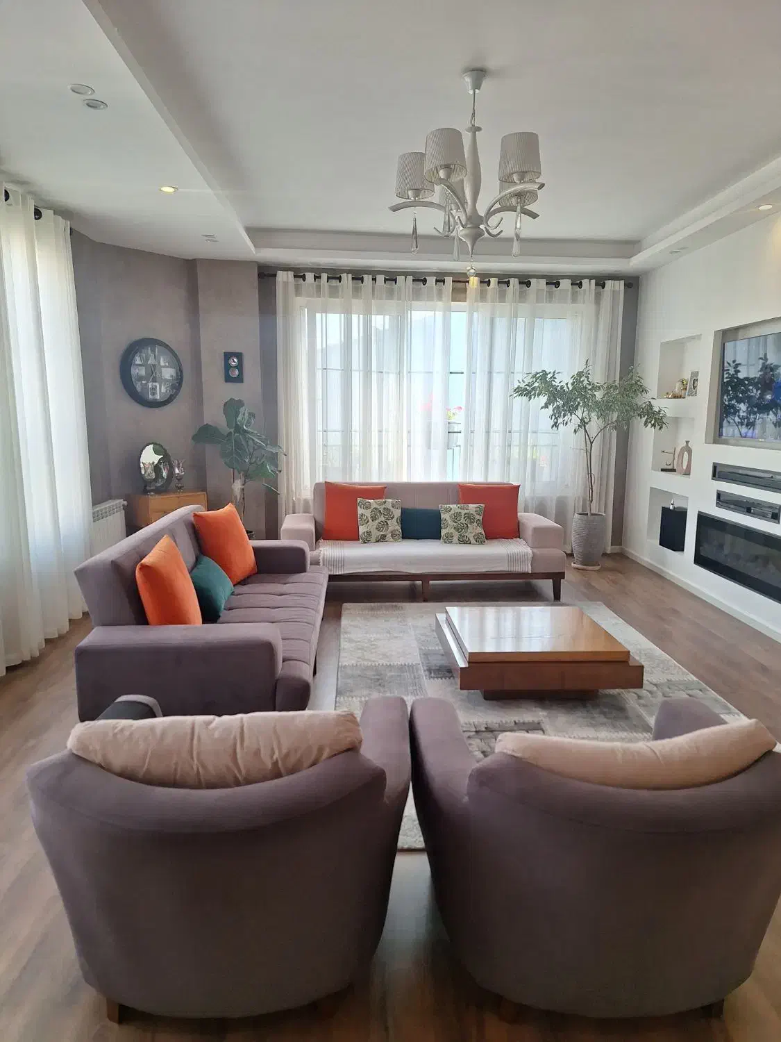 مبل و میز ناهارخوری|مبلمان خانگی و میز عسلی|رشت, بلوار گیلان|دیوار