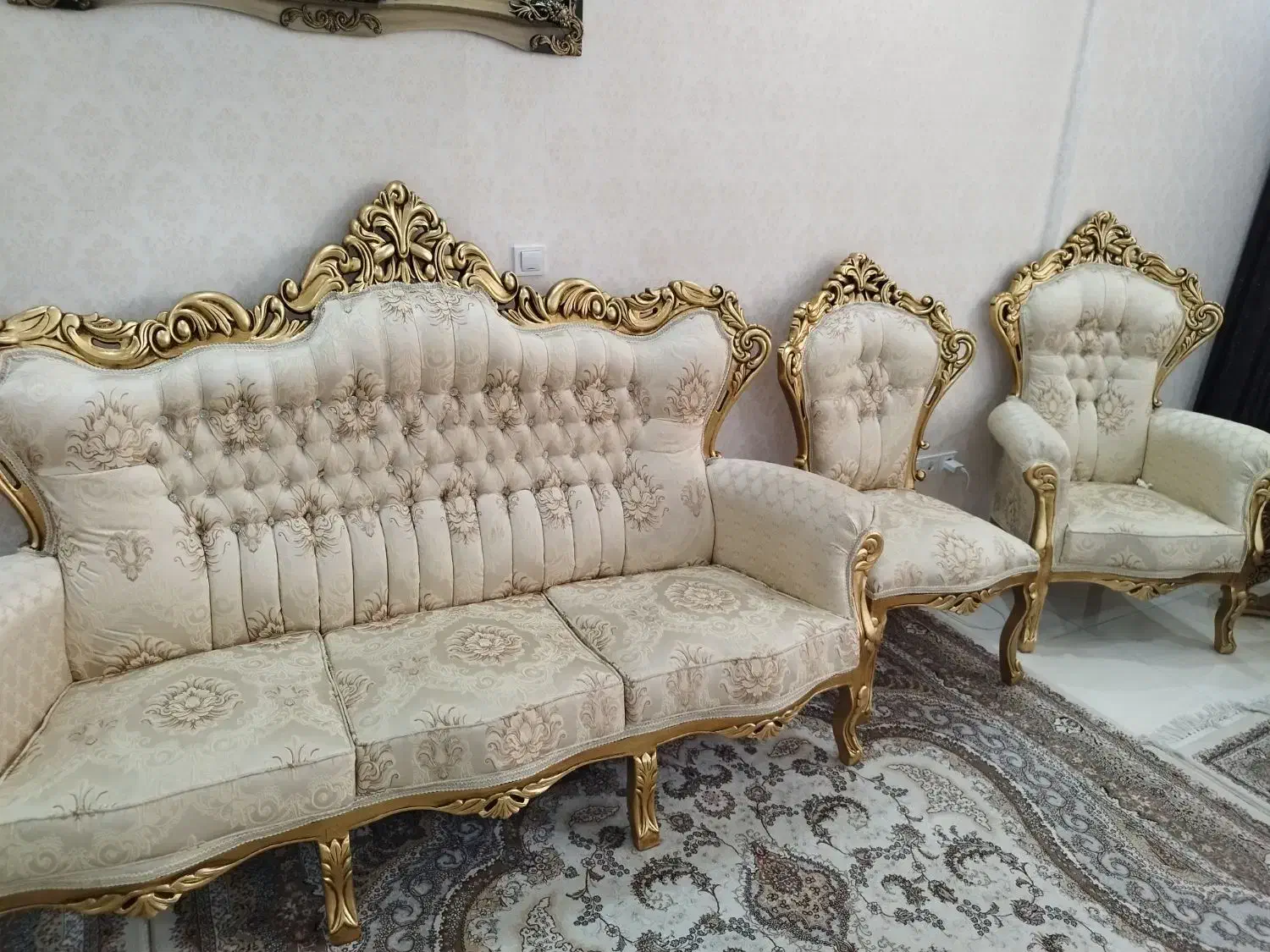 مبلمان سلطنتی|مبلمان خانگی و میز عسلی|شیراز, احمدی جنوبی|دیوار