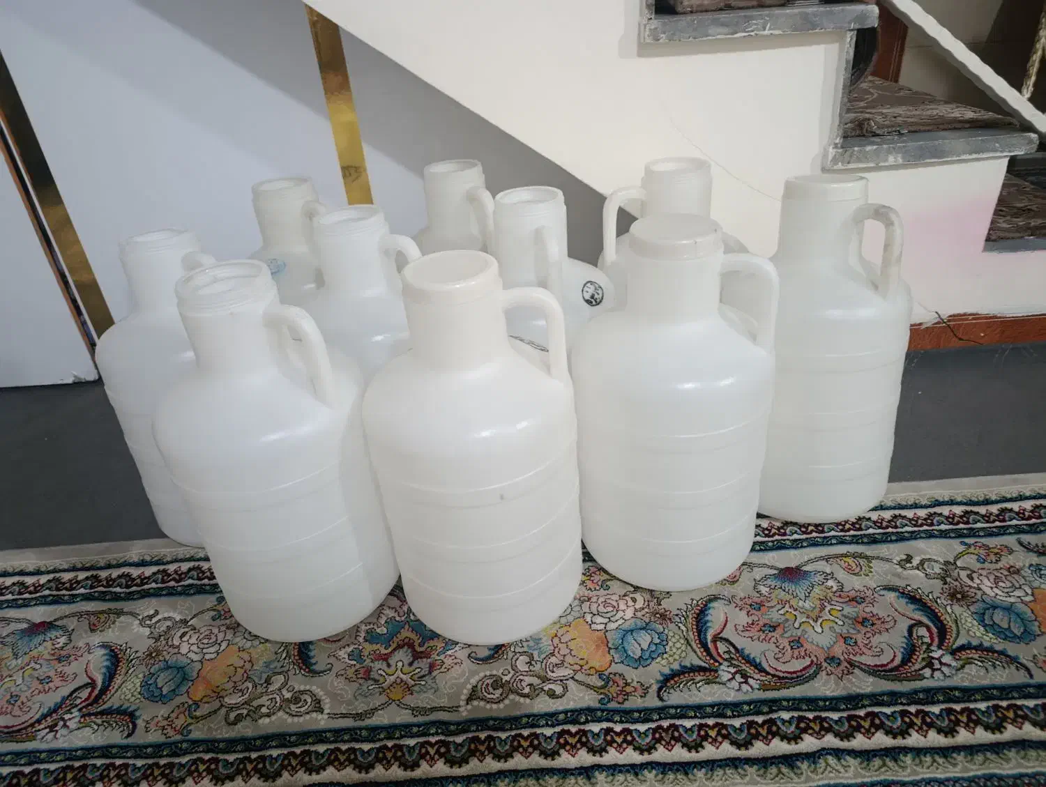 تعدادی دبه بیست لیتری کاملا سالم و نو|ظروف نگهدارنده، پلاستیکی، یکبارمصرف|قرچک, زیبا شهر|دیوار