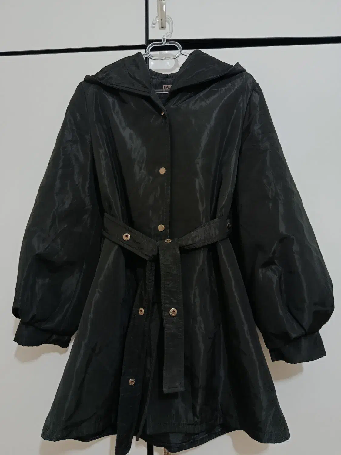 بارانی مشکی|لباس|کرمانشاه, |دیوار