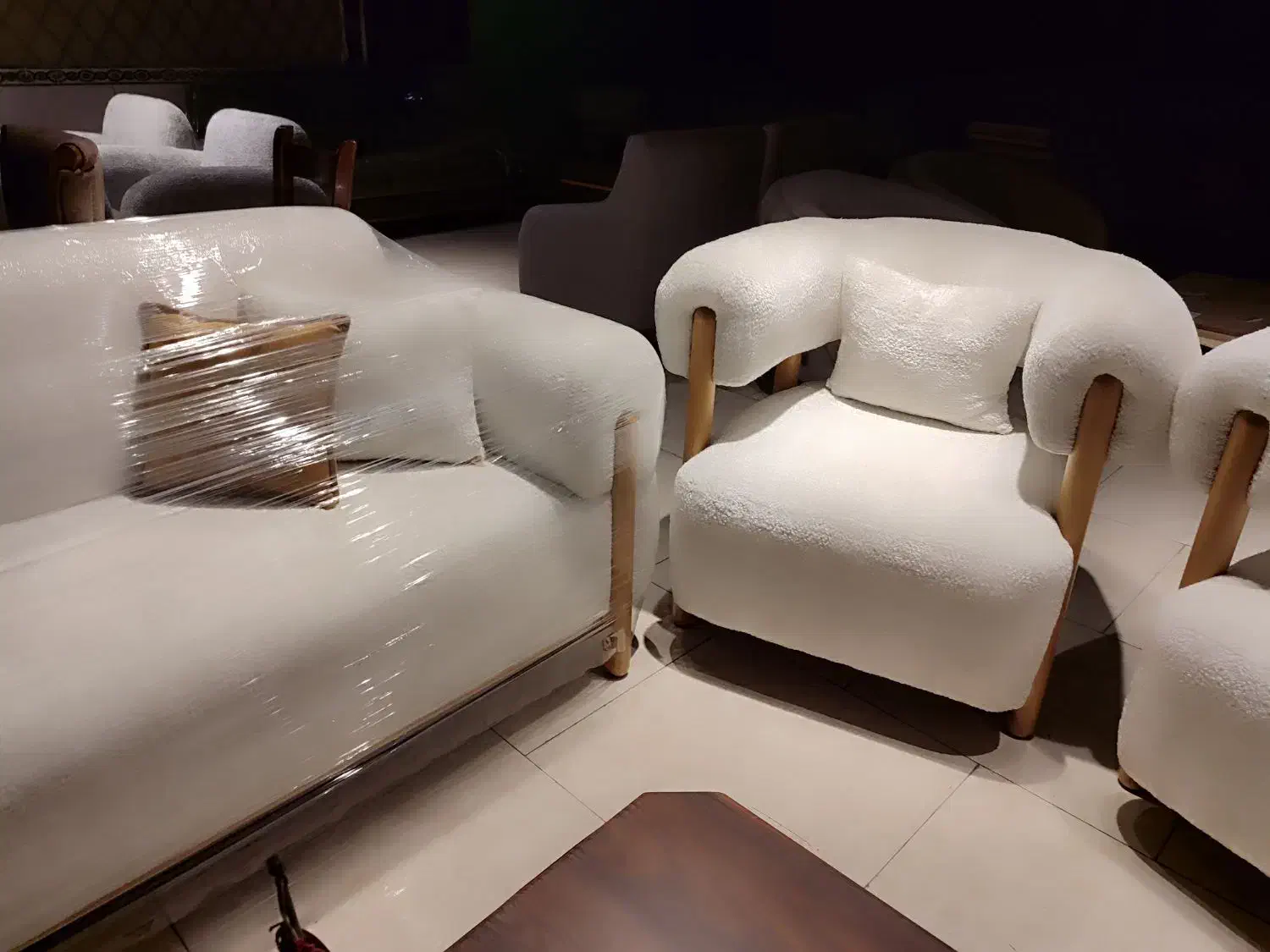 مبل راحتی مینیمال تخت خوابشو بدون پیش پرداخت|مبلمان خانگی و میز عسلی|قائم‌شهر, |دیوار