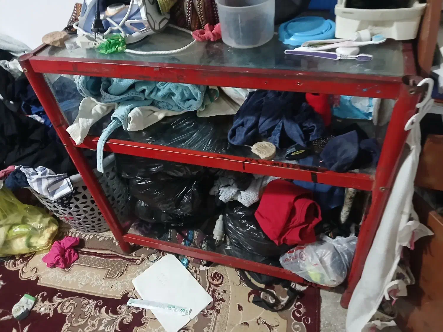 فروش ویترین سه طبقه  یک متری 1500|بوفه، ویترین، کنسول|شیراز, شریف‌آباد|دیوار