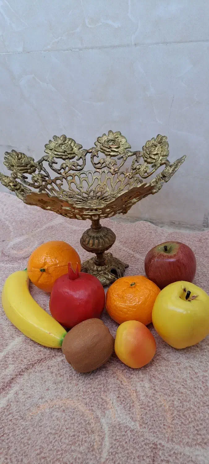 میوه خوری برنجی بامیوه|صنایع دستی و سایر لوازم تزئینی|گلستان (تهران), |دیوار