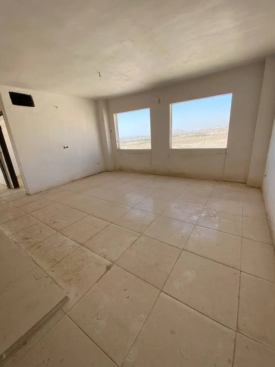 واحد 80 متری نوساز ویو باز خام سودآور نقد و اقساط|فروش آپارتمان|هشتگرد, فاز ۷ مهستان|دیوار