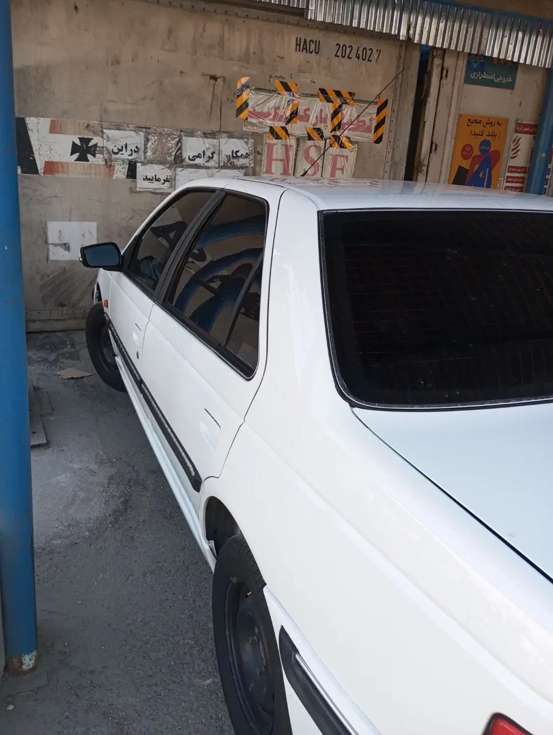 پژو پارس سال مدل۹۶خط تولید تهران.بدون رنگ|خودرو سواری و وانت|بندر ماهشهر, |دیوار