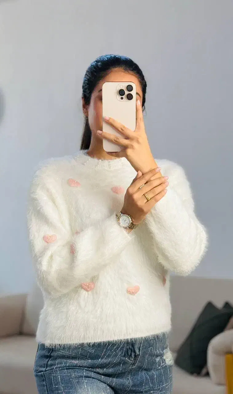 بافت سفید موهر|لباس|قشم, |دیوار