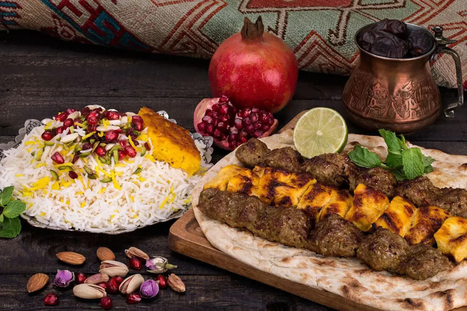 آشپز،کمک آشپز، منقلدار، سالندار|استخدام خدمات فروشگاه و رستوران|خمینی‌شهر, |دیوار