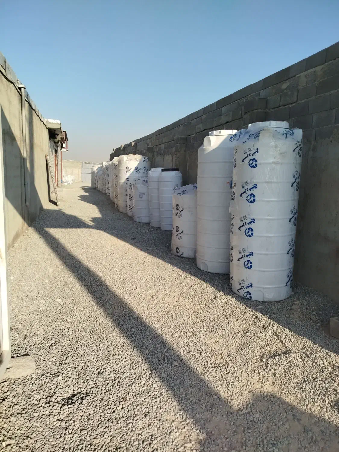 مخزن پلی اتیلن/ مخزن آب/وان آب/ تانکرآب|مصالح و تجهیزات ساختمان|رباط‌کریم, رباط‌کریم|دیوار