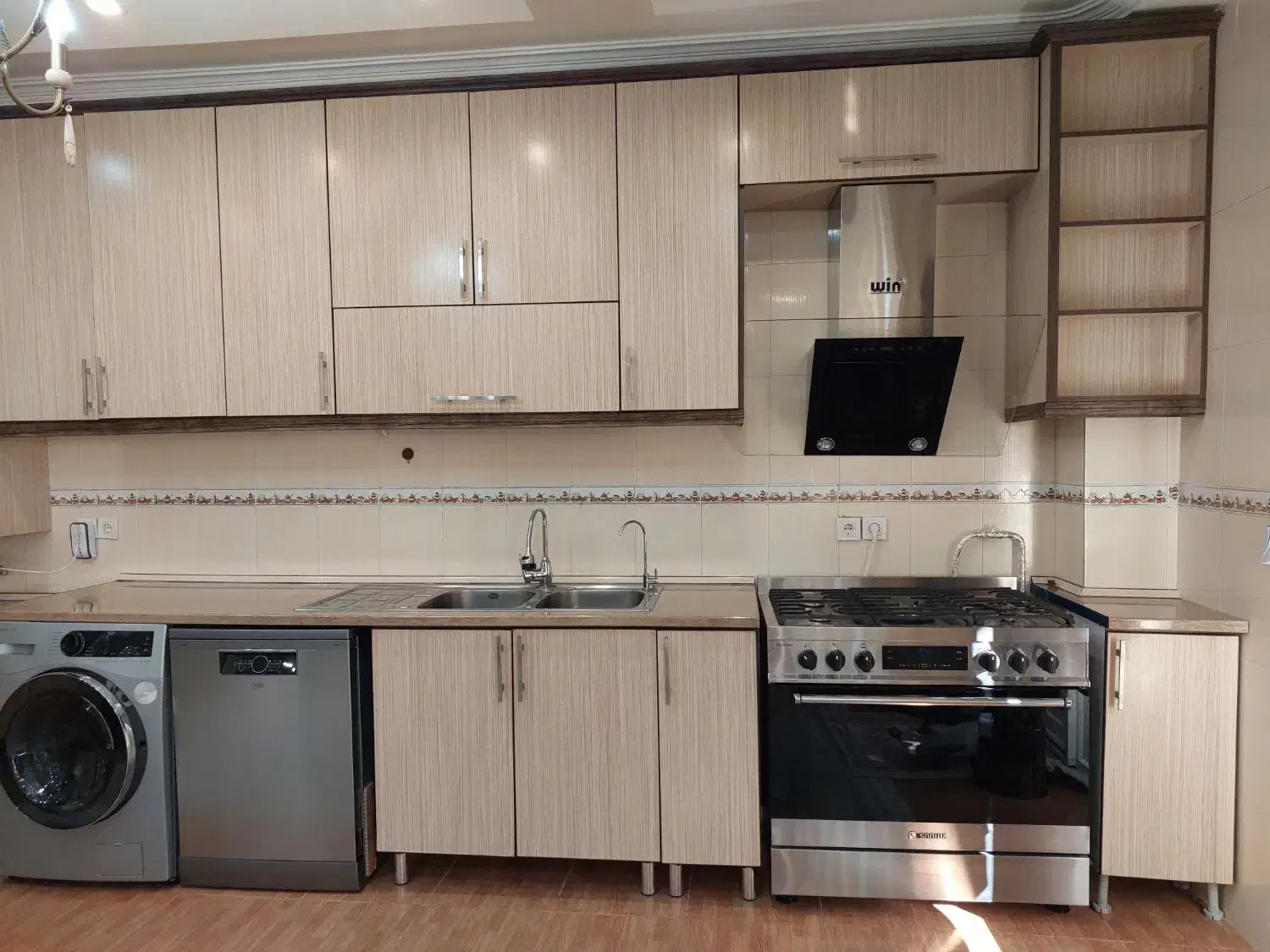 کابینت آشپزخانه‌ بهمراه هود، سینک و گاز رومیزی|اجاق گاز و لوازم برقی پخت‌وپز|جلفا, |دیوار