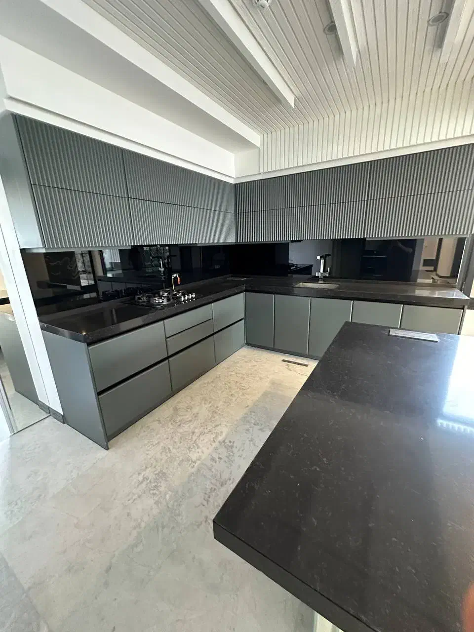 اپارتمان نوساز۱ واحدی۲طرف نور مهراباد(متریال برند)|فروش آپارتمان|اصفهان, مهرآباد|دیوار