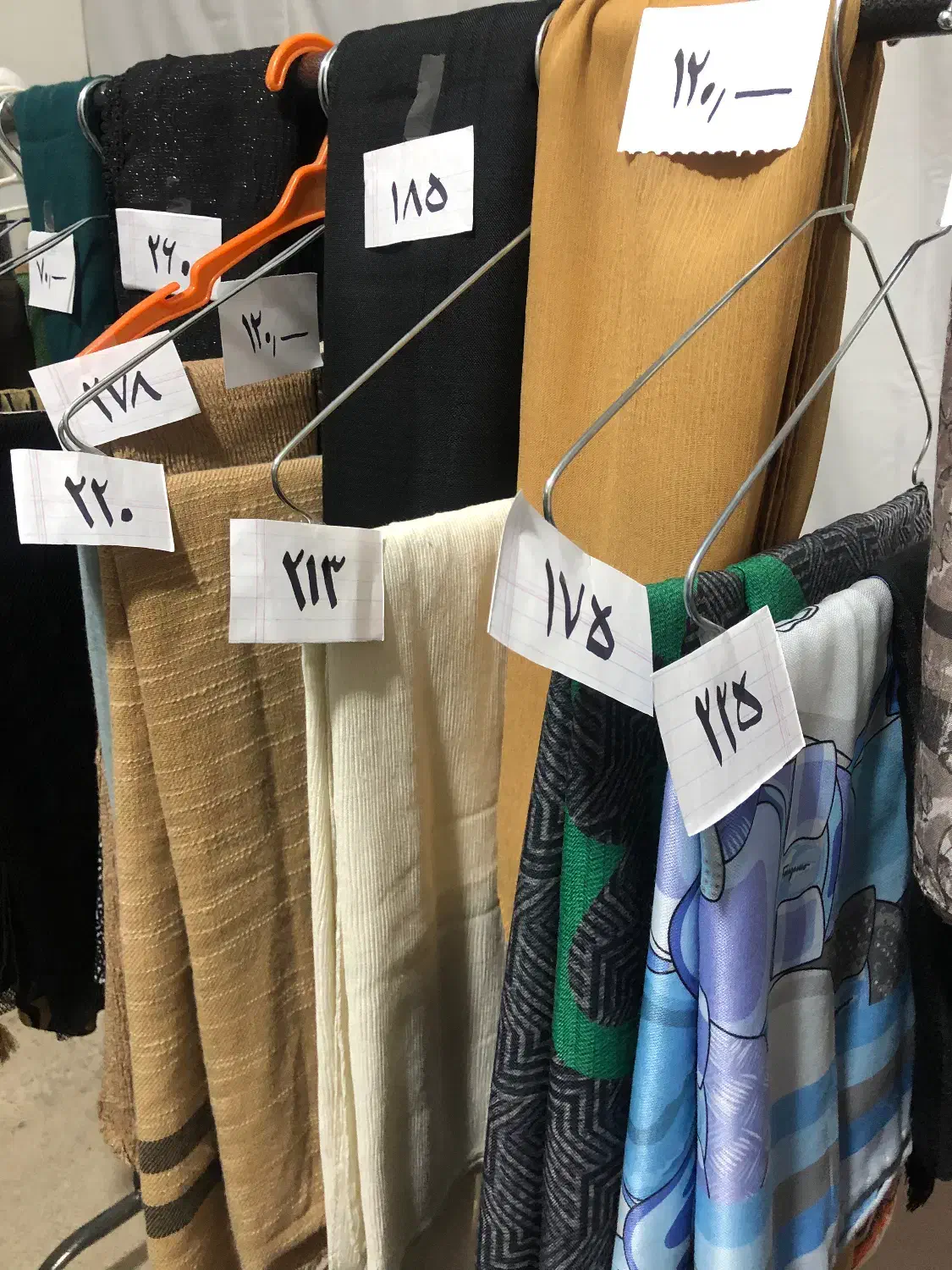 شال وروسری تکی بخر،به قیمت عمده|لباس|شاهرود, |دیوار