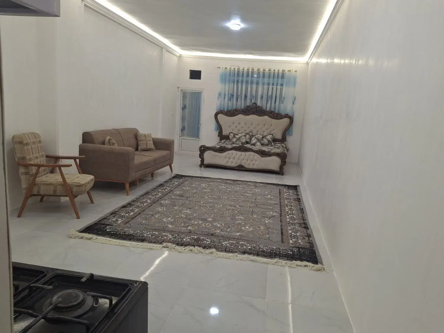 اجاره سوئیت روزانه،با پارکینگ،روبروی دریاچه کوثر|اجارهٔ کوتاه‌مدت آپارتمان و سوئیت|ملایر, |دیوار