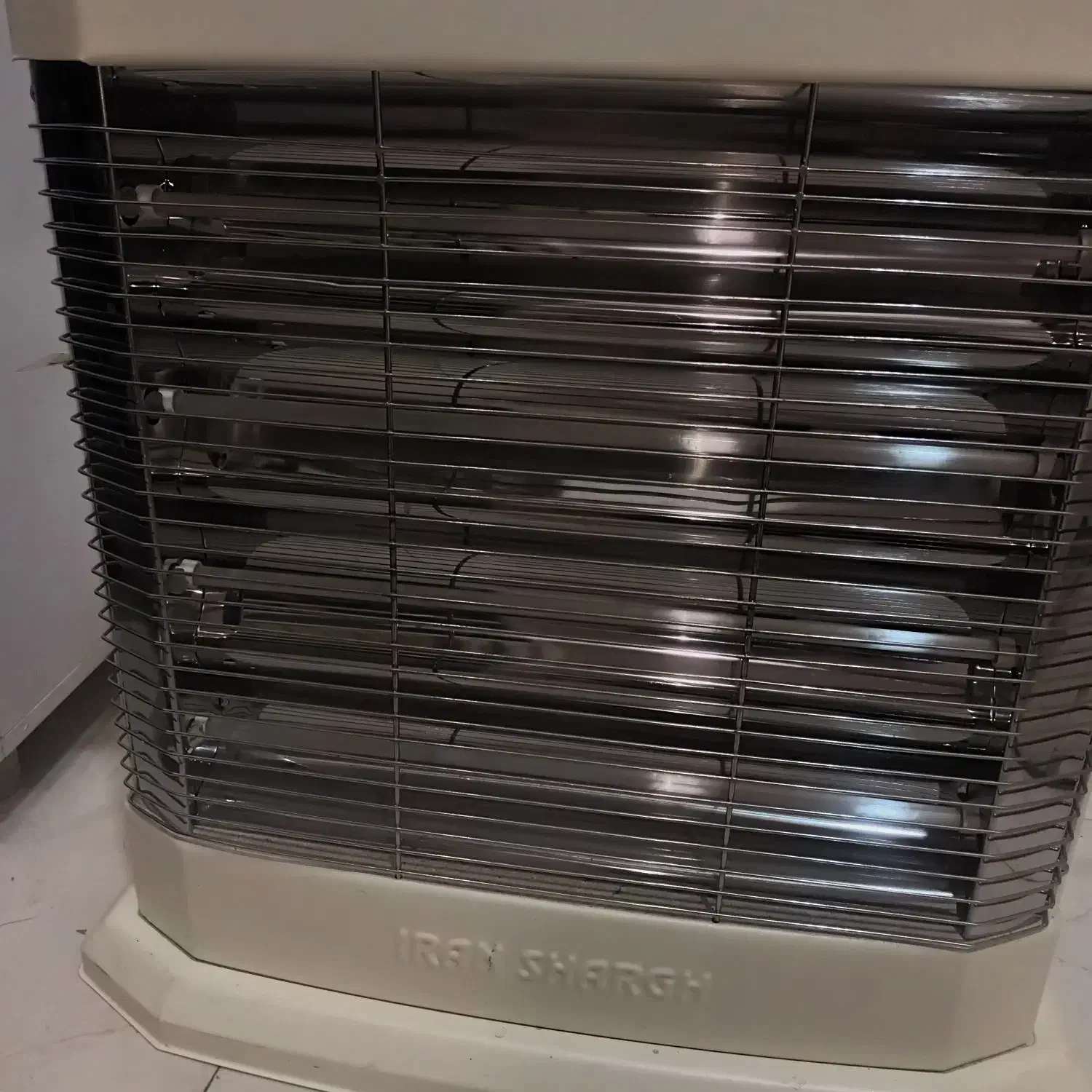 بخاری برقی ایران شرق ۲۶۰۰ وات|بخاری، هیتر، شومینه|سنگر, |دیوار