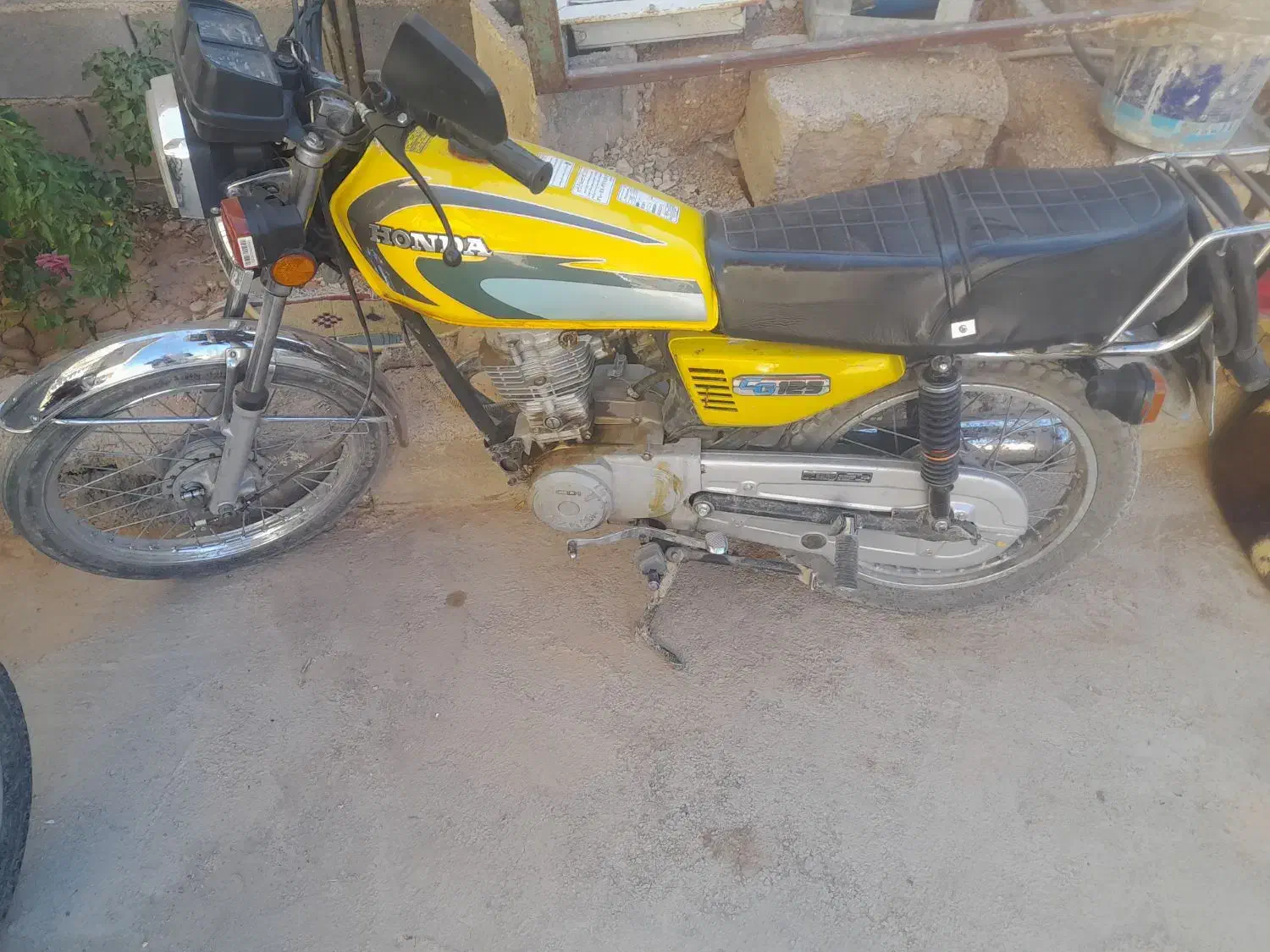 موتور ۱۲۵مدل ۸۵|موتورسیکلت|شیراز, قلات|دیوار