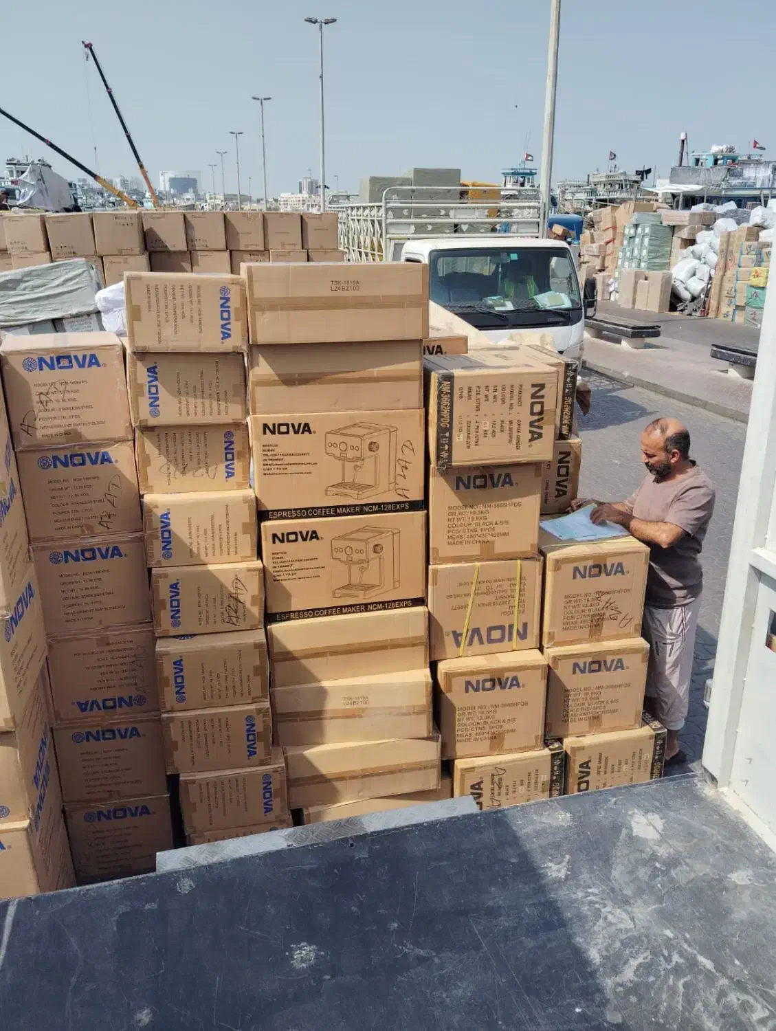 لنج دبی آماده بارگذاری با تضمین و قابلیت بیمه کالا|خدمات حمل و نقل|تهران, شوش|دیوار