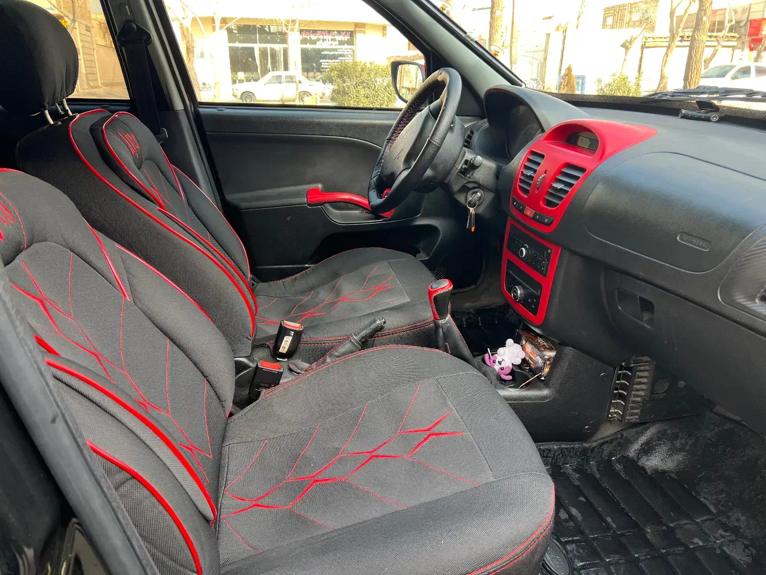 کوییکr|خودرو سواری و وانت|خمینی‌شهر, |دیوار