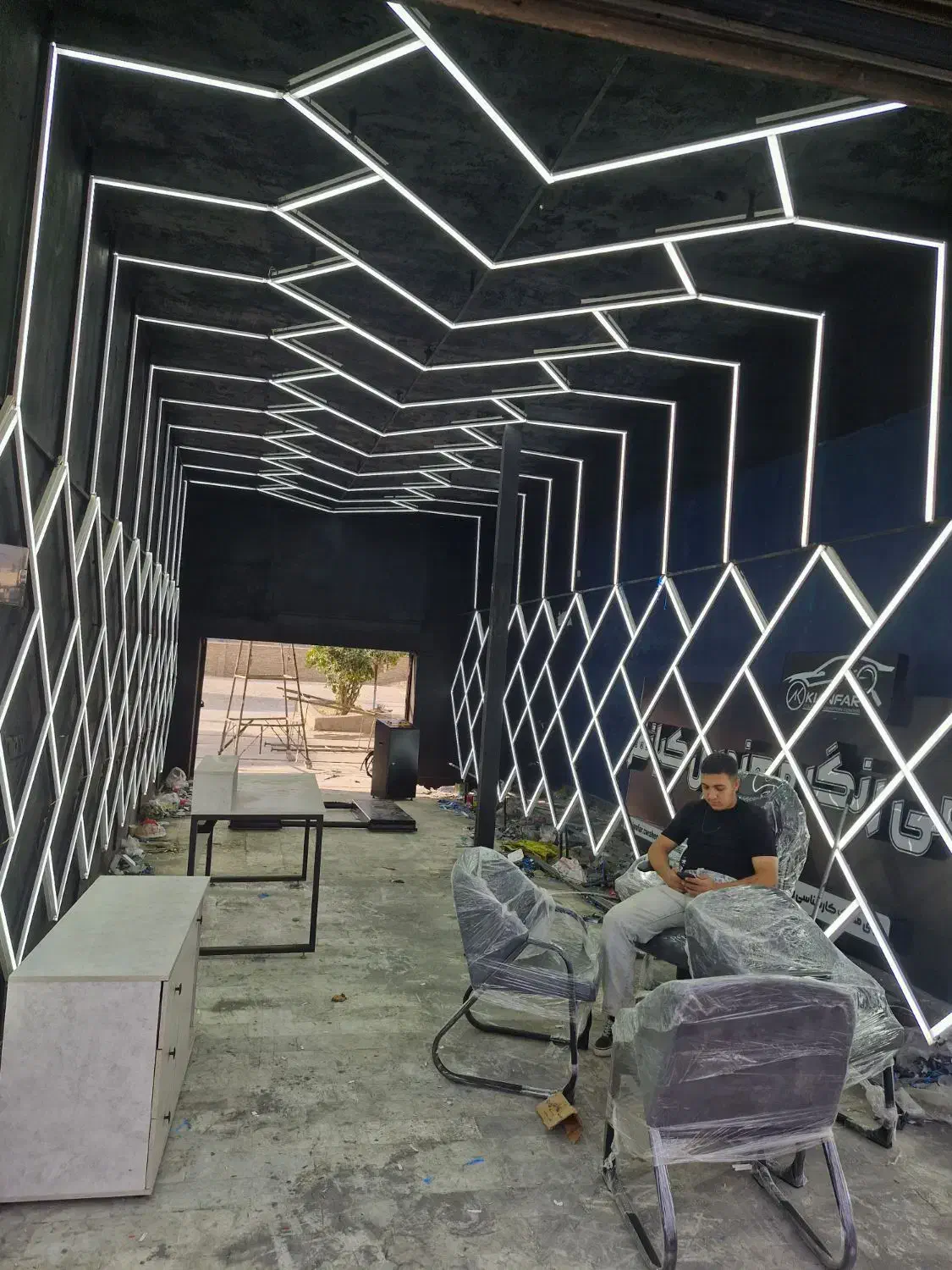 لاینر،نورپردازی،برقکار|خدمات پیشه و مهارت|مشهد, ادیب نیشابوری (شهرک غرب)|دیوار