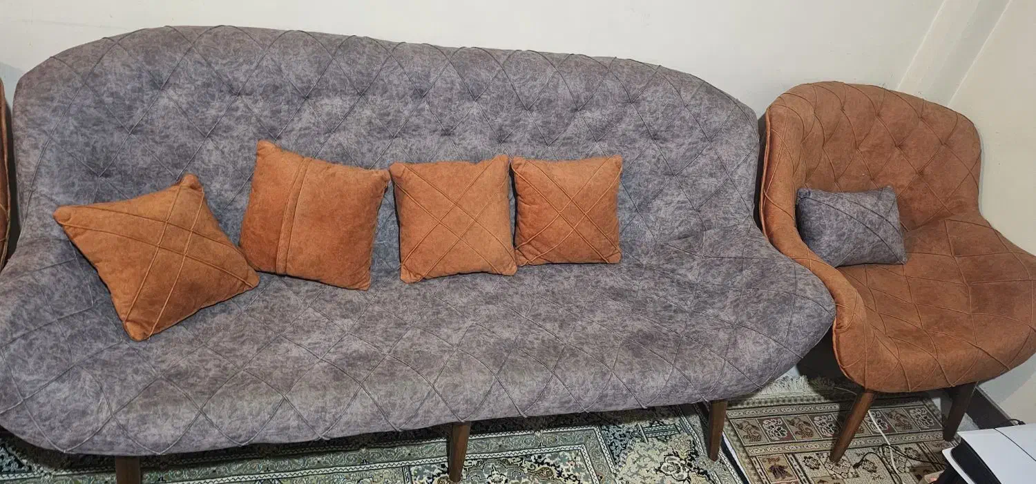 مبل ۵ نفره چستر راحتی|مبلمان خانگی و میز عسلی|تهران, جیحون|دیوار