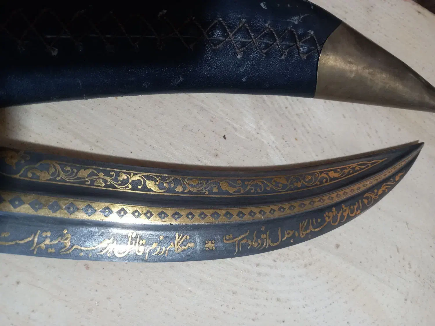 خنجر طلا کوب|کلکسیون اشیاء عتیقه|زنجان, |دیوار