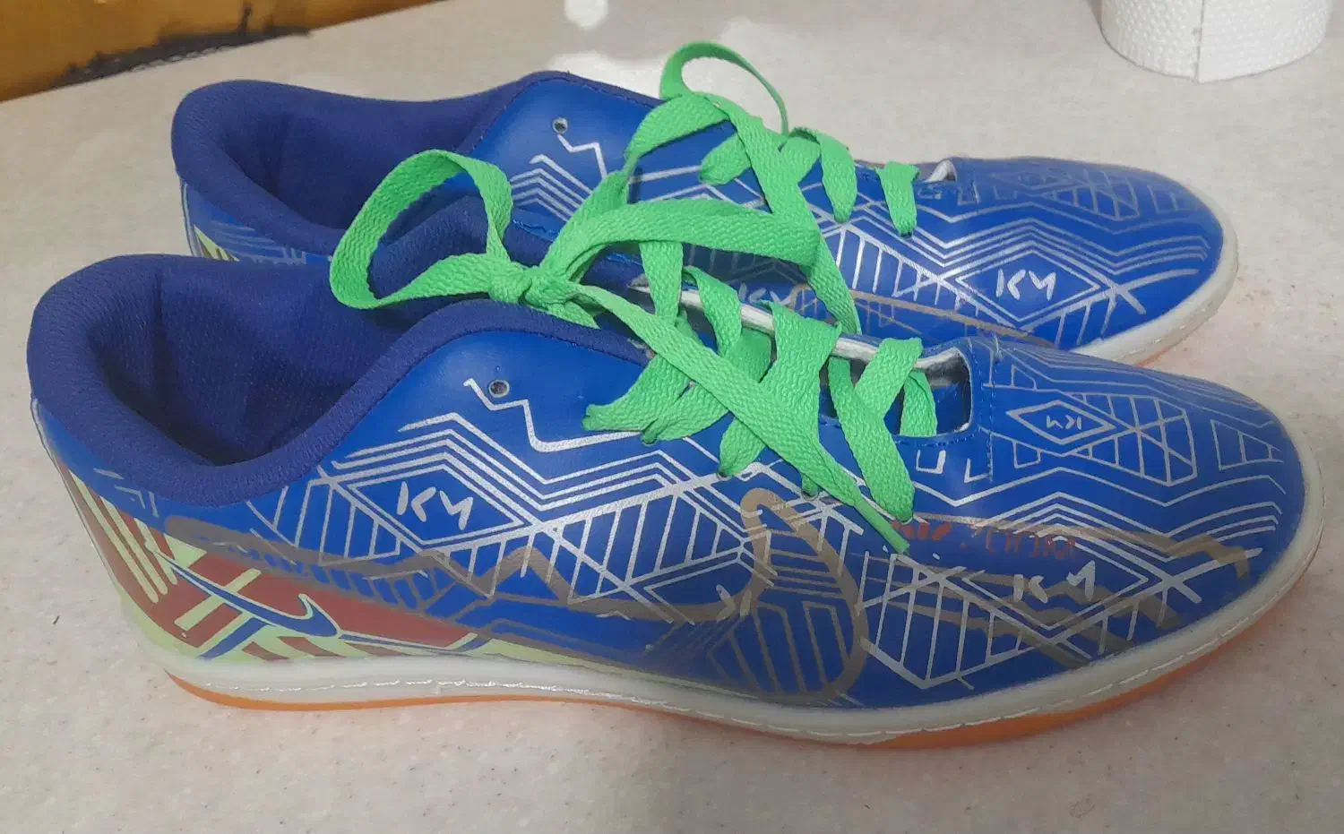 کفش ورزشی نو سایز ۴۵ قیمت۱۷۰هزار|کیف، کفش، کمربند|کاشان, شهدا|دیوار