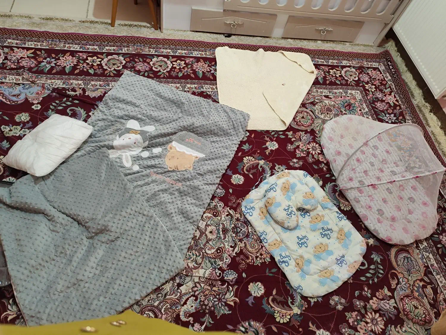 ست کامل وسایل نوزاد تشک و پتو و پشه بند نوزادی|اسباب و اثاث بچه|شیراز, شهرک مخابرات|دیوار
