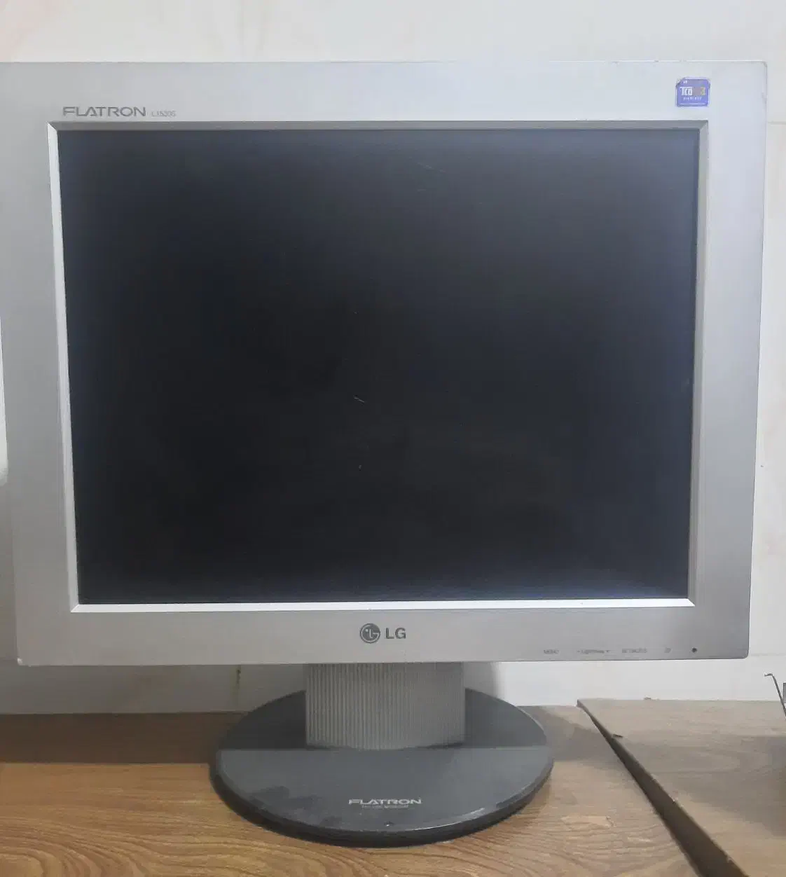 مانیتور LG|قطعات و لوازم جانبی رایانه|پردیس, فاز ۸|دیوار