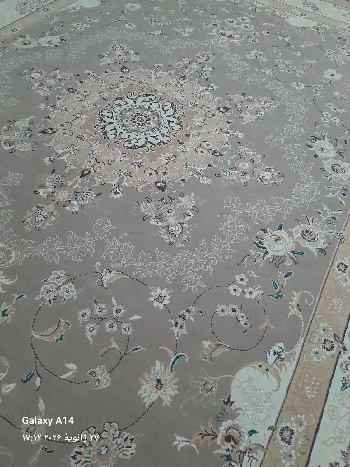 قالی ۱۲ متری دو عدد|فرش|خرم‌آباد, |دیوار