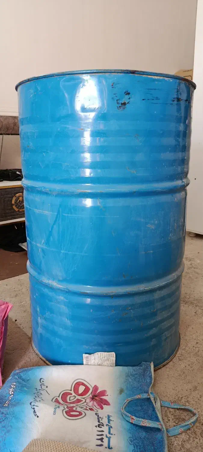 بشکه|ظروف نگهدارنده، پلاستیکی، یک‌بارمصرف|زابل, |دیوار