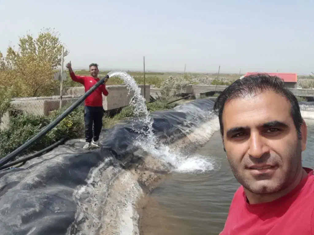برق پنل خورشیدی شناور آب چا و پمپ آب چاه|خدمات پیشه و مهارت|خاش, |دیوار