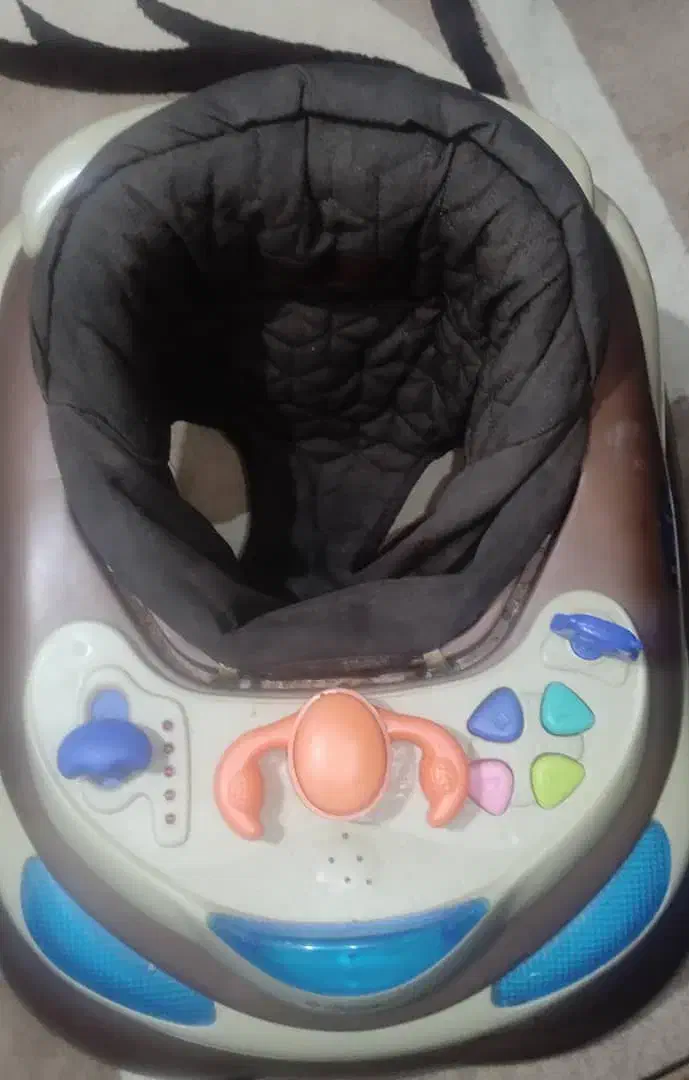 روروک ۶۰۰|کالسکه و لوازم جانبی|زرقان, |دیوار