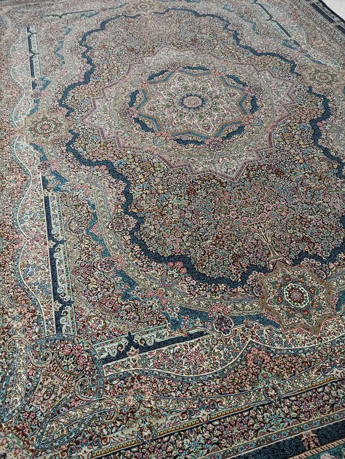 اندیشه۹۳/ دوتخته۱۲متری یک۹متری۷۰۰شانه فرش مشهد|فرش|مشهد, مشکینی (شهرک غرب)|دیوار