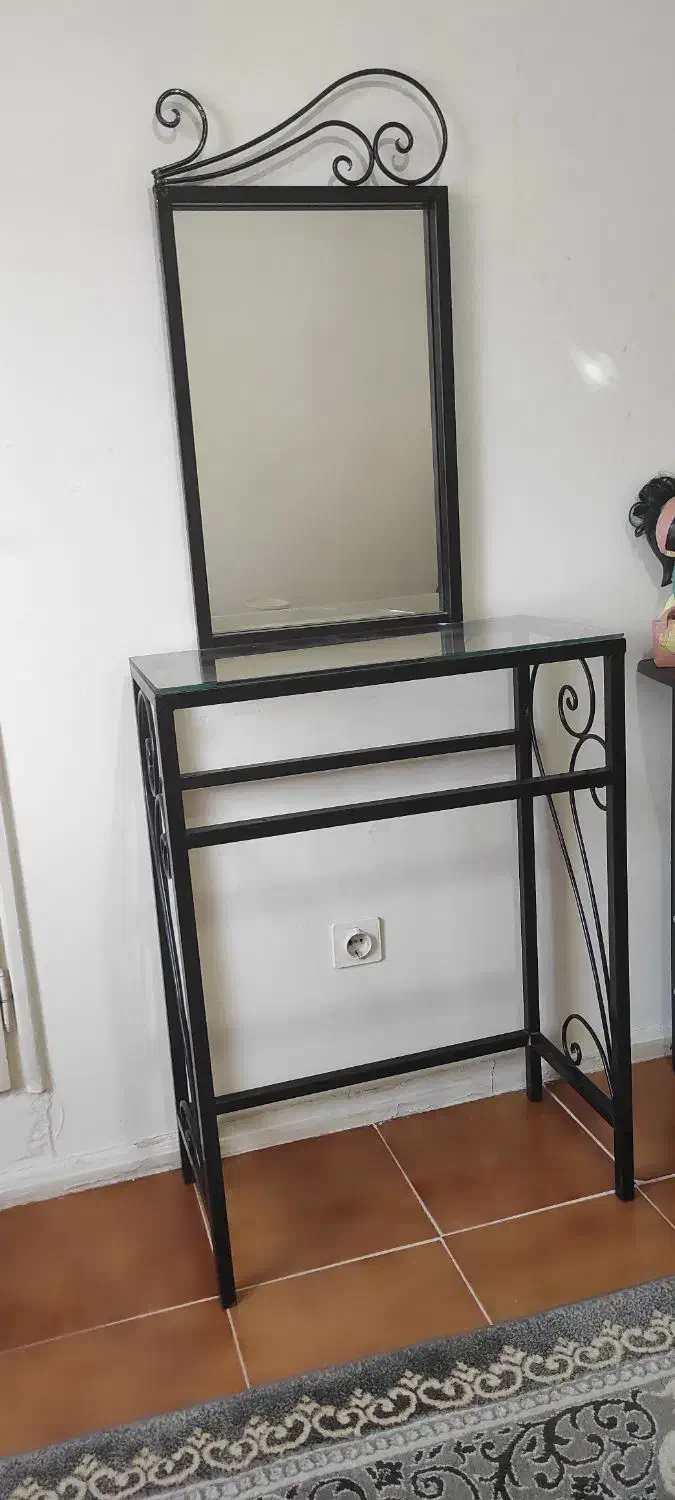 میز آرایش فرفورژه|تخت و سرویس خواب|تبریز, |دیوار