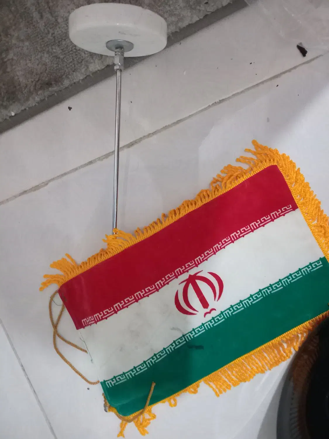 پرچم رومیزی ودستگاه پانچ ومنگنه کاملانو|لوازم التحریر|کلاله, |دیوار