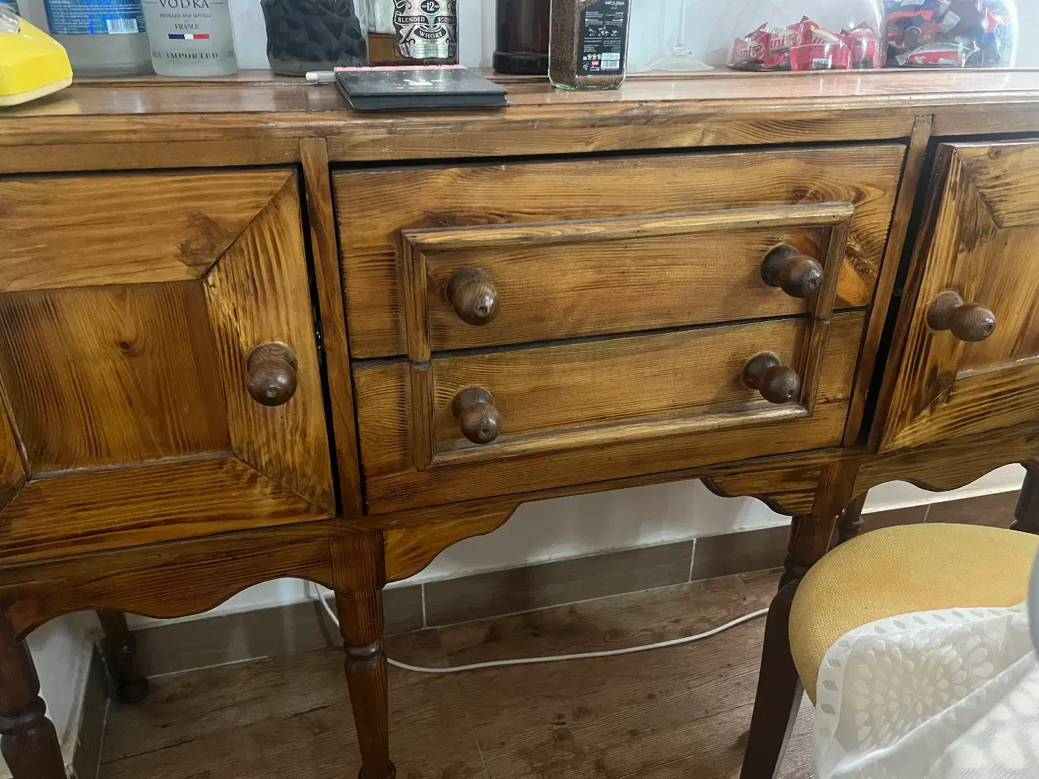 کنسول و شلف|مبلمان خانگی و میز عسلی|رشت, معلم|دیوار