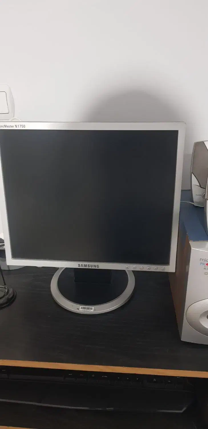 کامپیوتر|رایانه رومیزی|رشت, گلسار|دیوار