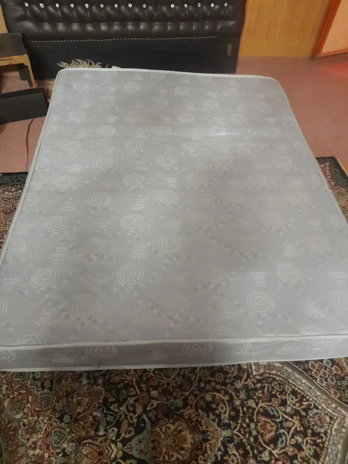 تخت خواب تشک رویال درحدنو|تشک تختخواب|بروجرد, |دیوار