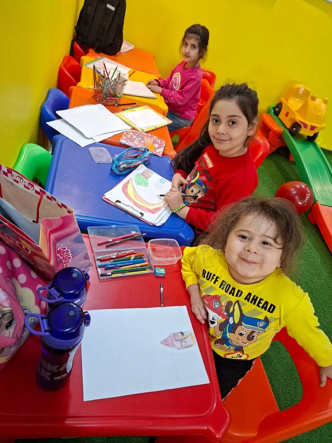 اموزش نقاشی به کودکان کار با آبرنگ،گواش،پاستل|خدمات آموزشی|تهران, تهرانسر مرکزی|دیوار