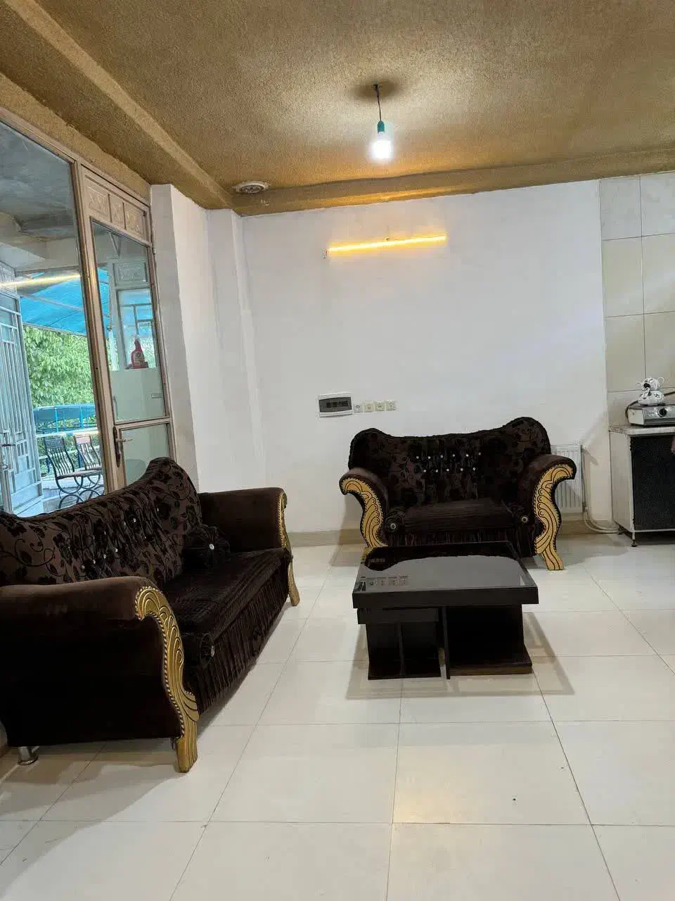 اجاره ویلا در شهر زیبای باغبهادران|اجارهٔ کوتاه‌مدت ویلا و باغ|باغ بهادران, |دیوار