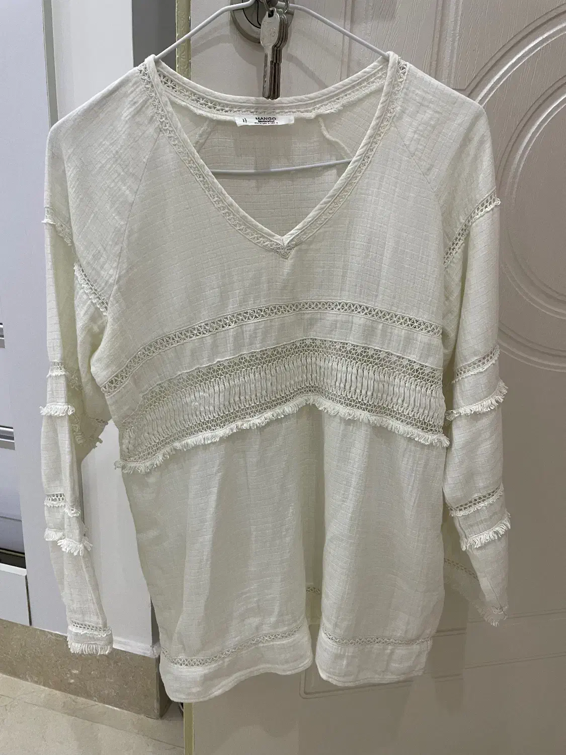 شومیز سفید|لباس|بابل, |دیوار