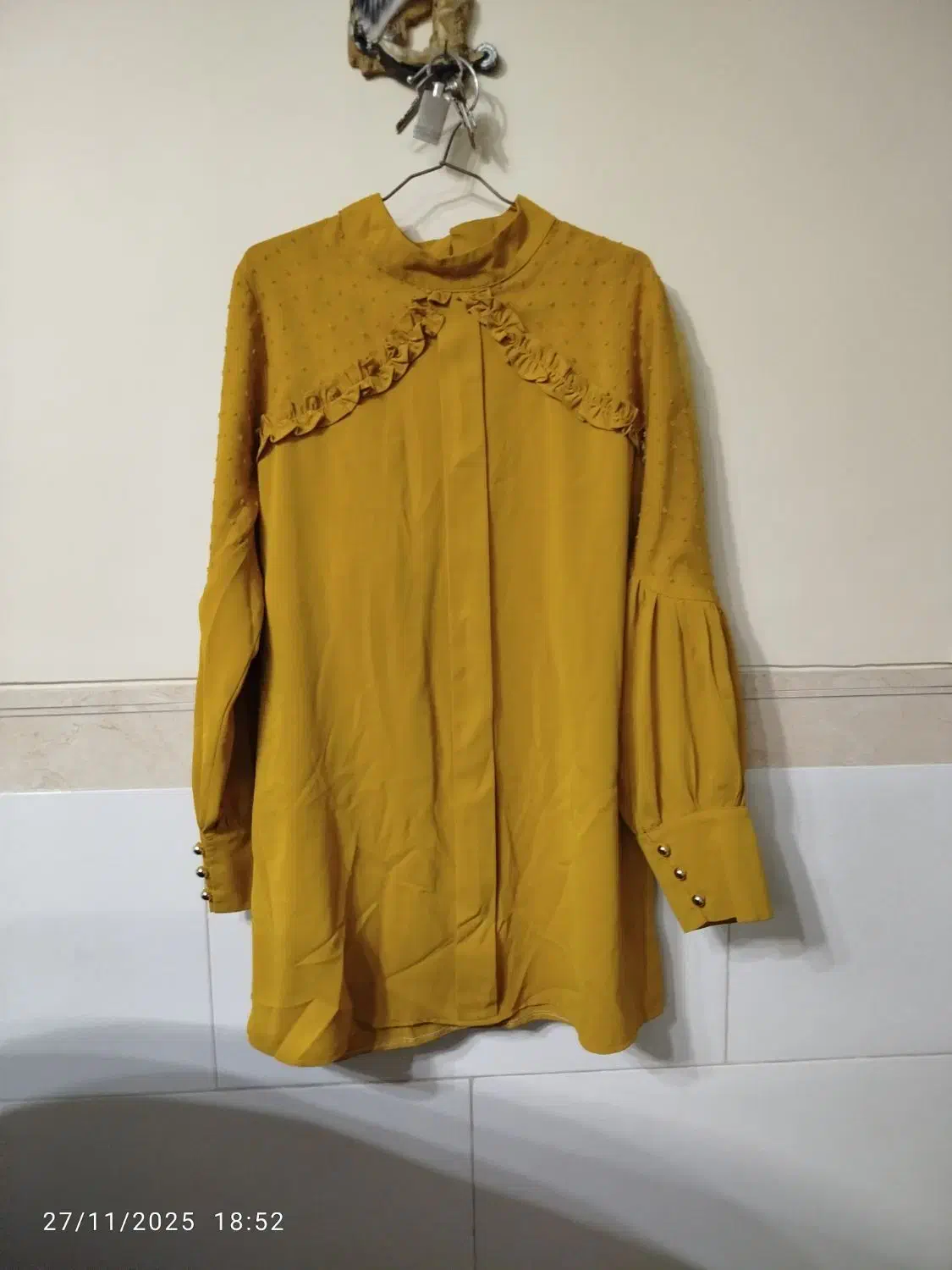 لباس زنانه مردانه  در حد نو|لباس|قرچک, میرزائی شمالی|دیوار