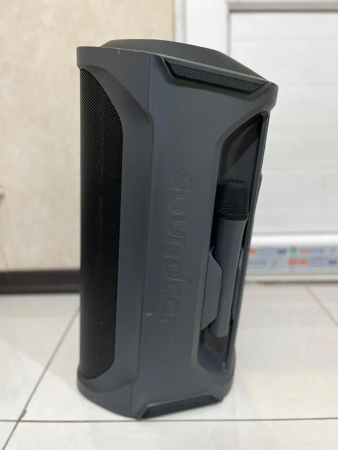 اسپیکر انکر راو۳|پخشکننده همراه|شیراز, فرهنگ شهر|دیوار