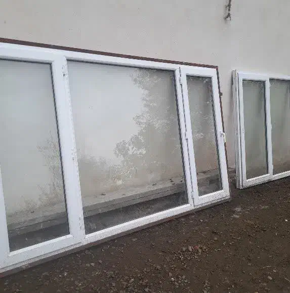 ۲ عدد پنجره دوجداره پی وی سی(pvc) بزرگ|مصالح و تجهیزات ساختمان|رستمآباد, |دیوار