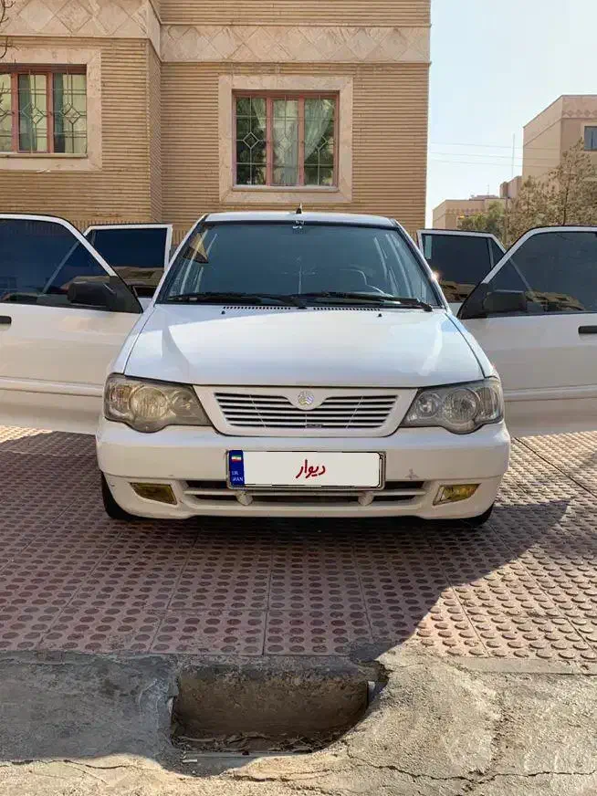 ۱۳۲ سفید|خودرو سواری و وانت|پرند, فاز ۲|دیوار