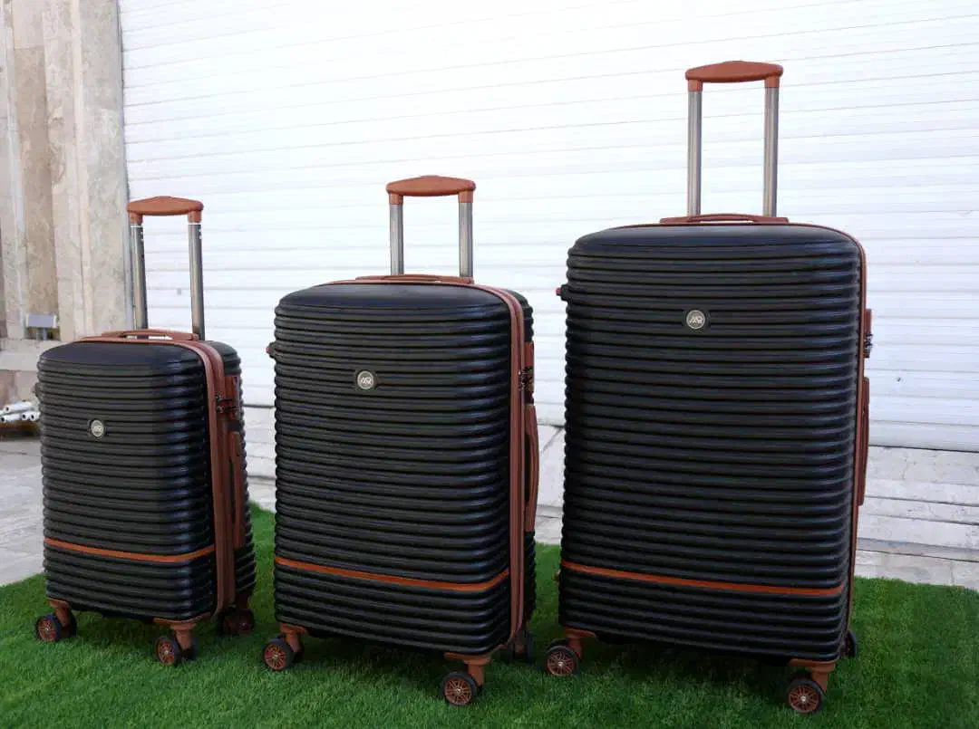 چمدان Mrچهار تیکه|کیف، کفش، کمربند|اصفهان, ملاصدرا|دیوار