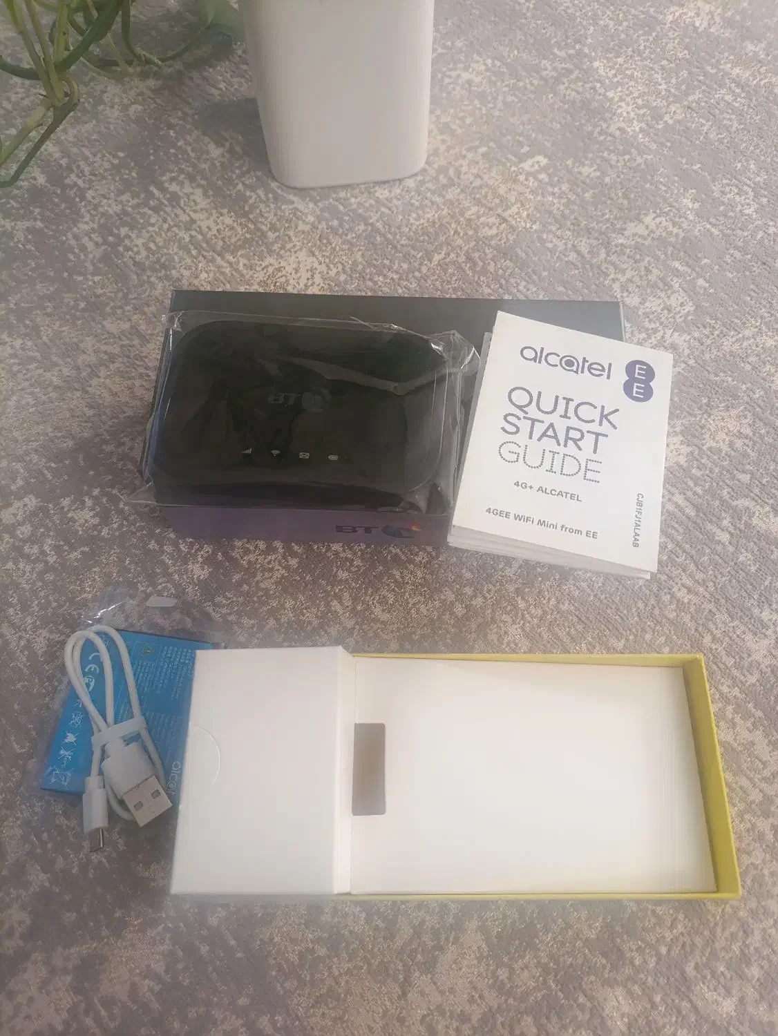 مودم جیبی آلکاتل BT70|مودم و تجهیزات شبکه|اراک, |دیوار